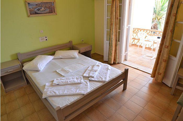 Turtle Beach Agios Sostis  Szoba fotó