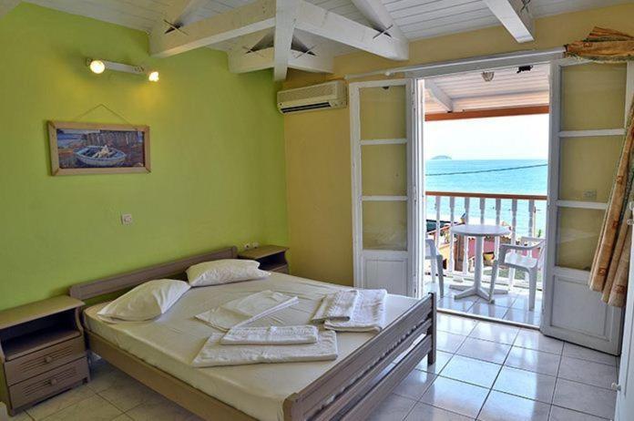 Turtle Beach Agios Sostis  Kültér fotó