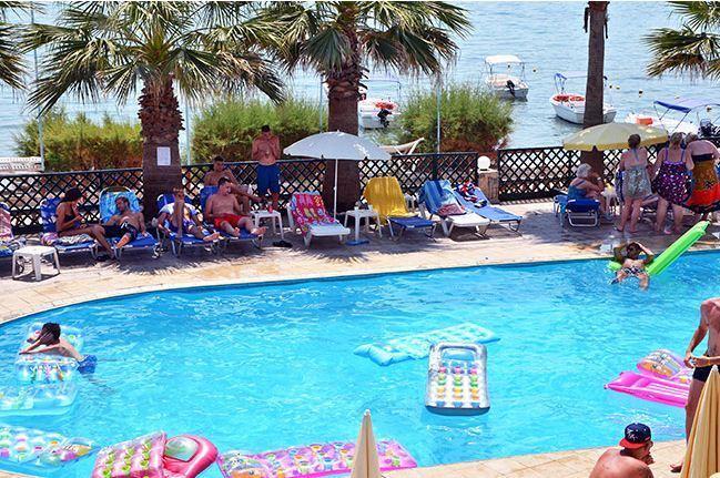 Turtle Beach Agios Sostis  Kültér fotó